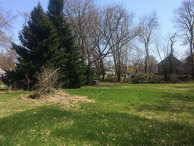 2nd image of 65 Crandall Rd