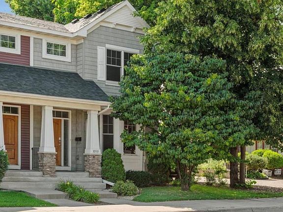 End unit, front door