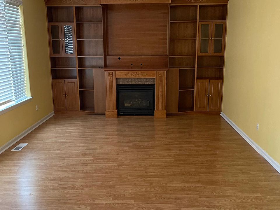 1st image of 17709 SE 12th Dr