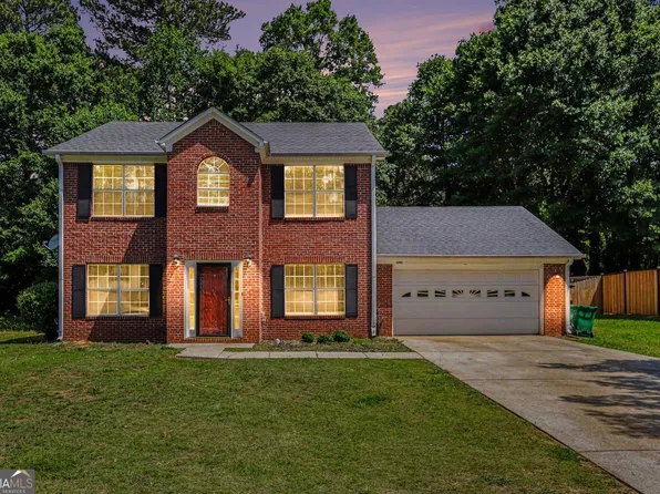4394 Cross Ln, Decatur, GA 30035