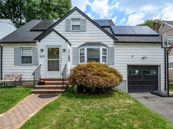 539 Hory St, Roselle, NJ 07203