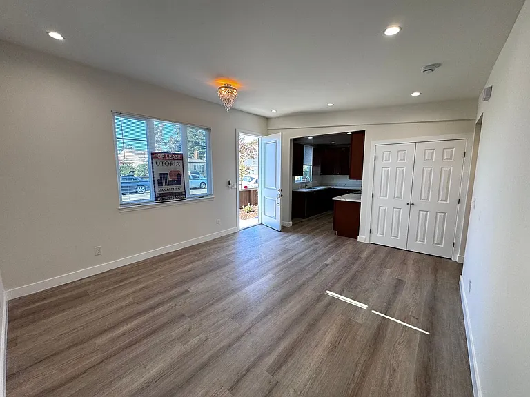Nevada Rd Homes — Photo 4