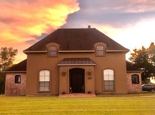 290 Edgewood Ln, Montz, LA 70068