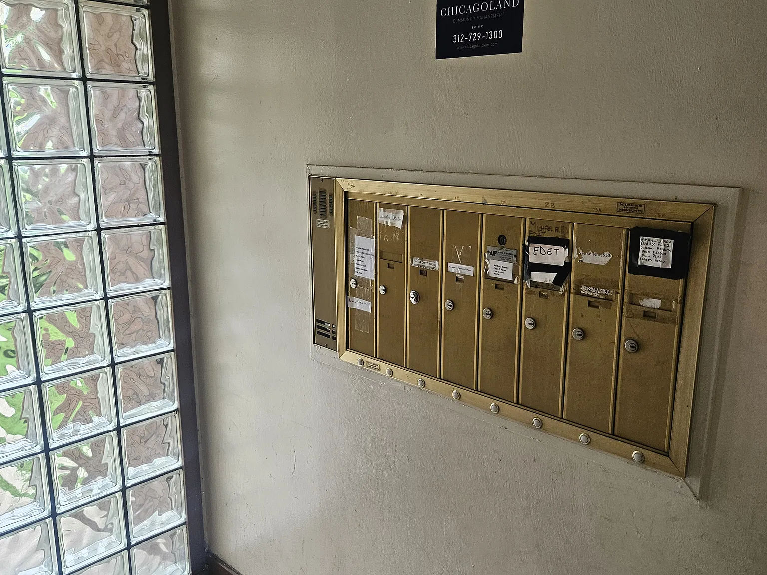 2 bed, 1100 sqft, $1,800 — Photo 3