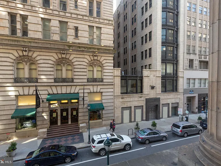 1411-1 Walnut St #203 — Photo 14