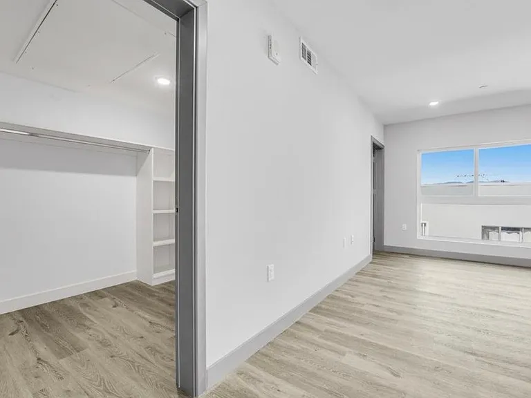 7040 Woodman Ave #107 — Photo 6