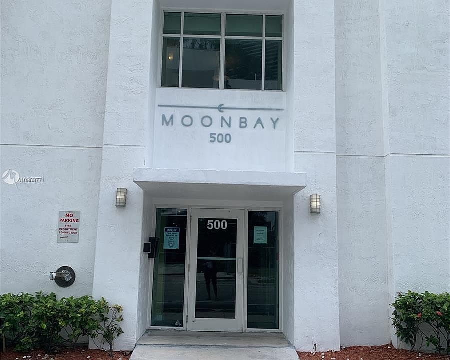 1st image of 500 NE 29th St APT 1107