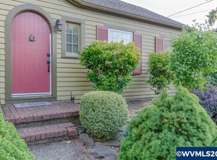 760 E St NE, Salem, OR