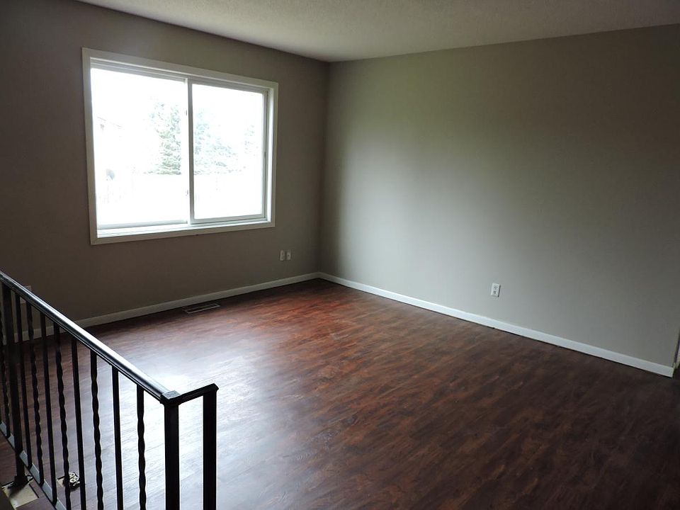 Main Level Living Room