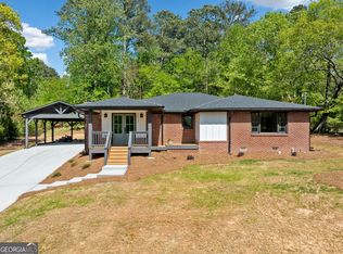 5017 Spring Hill Dr, Sugar Hill, GA 30518