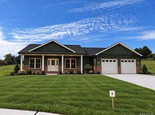 9 Red Fox Ln, Cape Girardeau, MO 63701