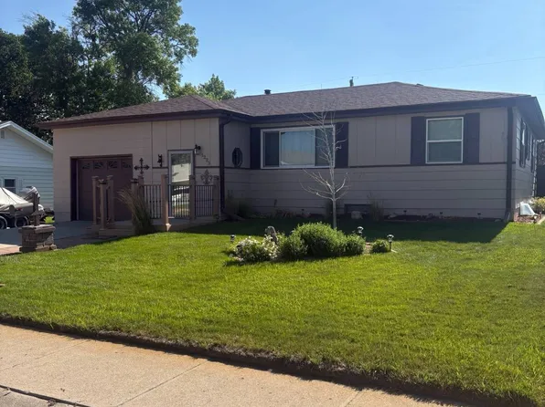 1223 Yellowstone Ave, Alliance, NE 69301