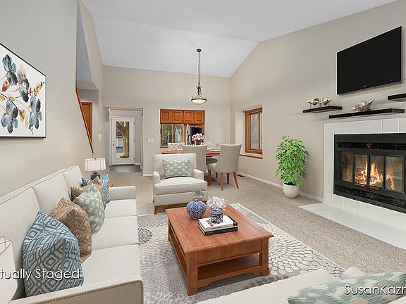 2nd image of 2827 Mulford Dr SE #8