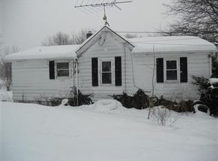 8818 Munson Hill Rd, Ashtabula, OH 44004