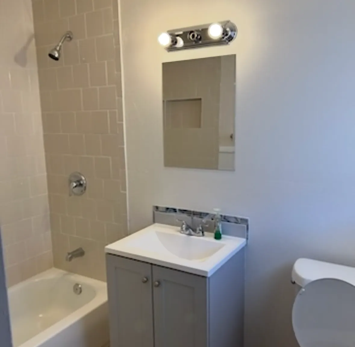 1 bed, 700 sqft, $700 — Photo 2