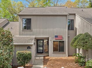 34 Old Post Rd, Lake Wylie, SC 29710