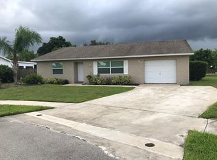 125 Puffin Ct, Royal Palm Beach, FL 33411