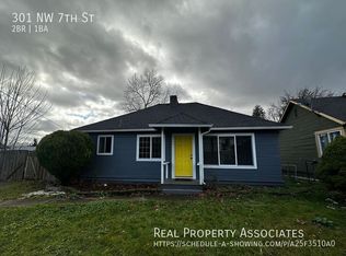 301 NW 7th St, Renton, WA 98057