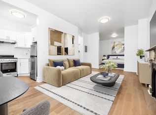 300 W 10th St #2A, New York, NY 10014
