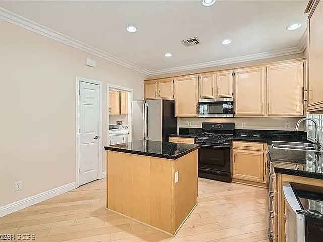 316 Emerald Vista Way — Photo 12