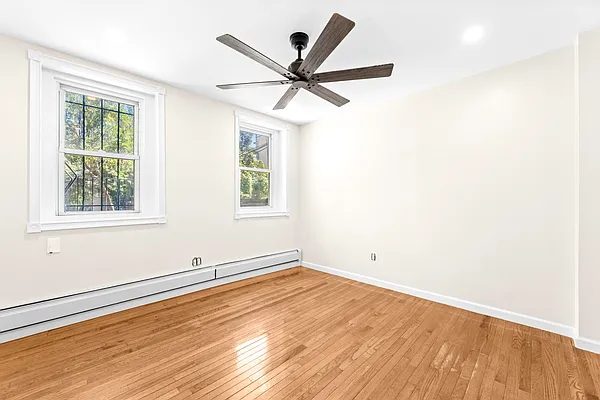 Bedroom, photo 3