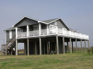 3108 Diane St, Crystal Beach, TX 77650