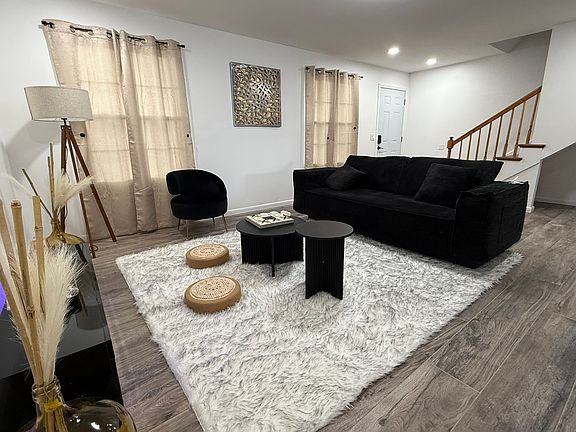 2nd image of 5510 Country Dr APT 77