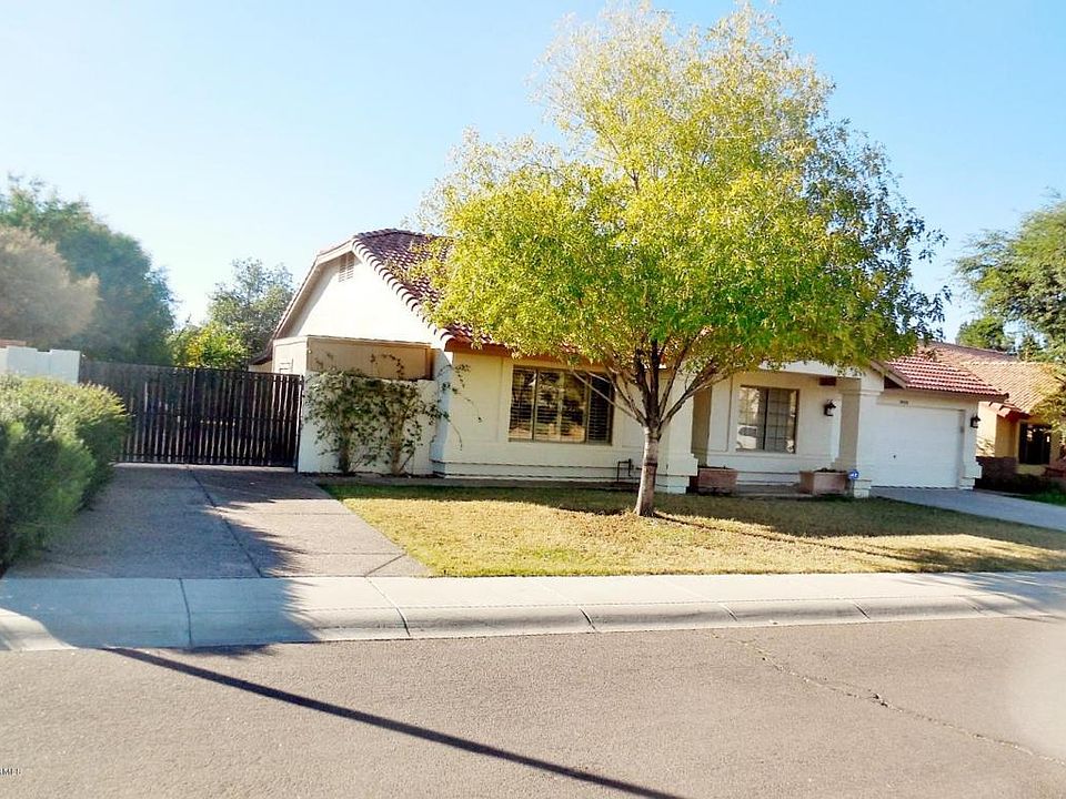 1st image of 18029 N 64th Dr E