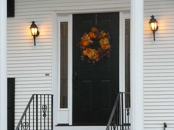 3rd image of 310 Buxton St