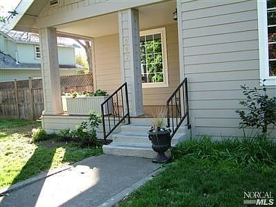 1st image of 582 N School St