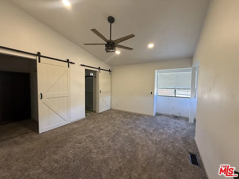 47041 Old Pioneer Town Rd — Photo 9
