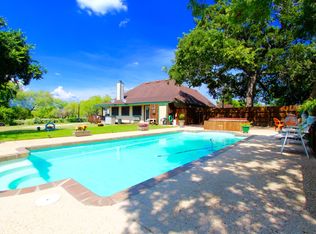 146 Home Place Dr, Adkins, TX 78101