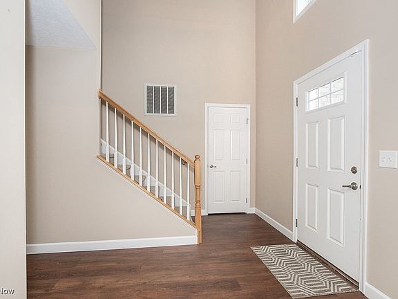3rd image of 6318 Stonehaven Ln