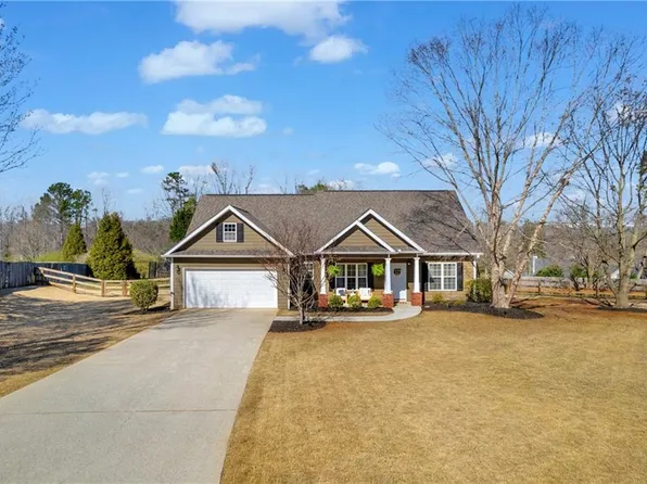 81 Thrasher Ln, Jefferson, GA 30549
