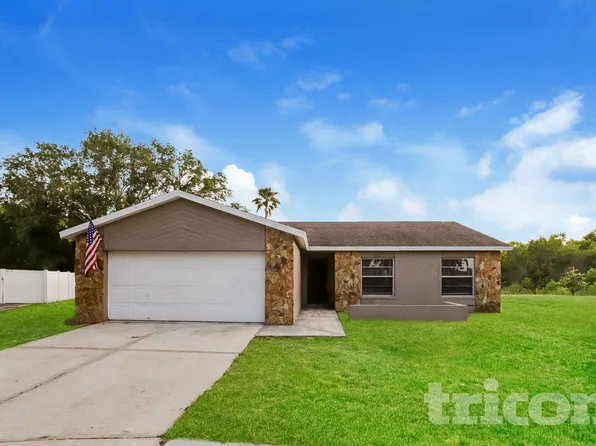 1020 Red Oak Cir, Brandon, FL 33511