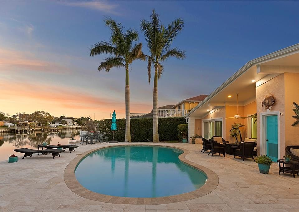 1st image of 3943 FONTAINEBLEAU DRIVE