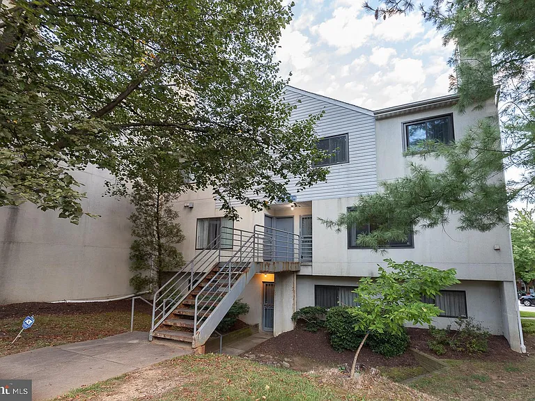 53 Ashlar Hill Ct #53 — Photo 1
