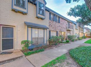 14703 Barryknoll Ln APT 18, Houston, TX 77079