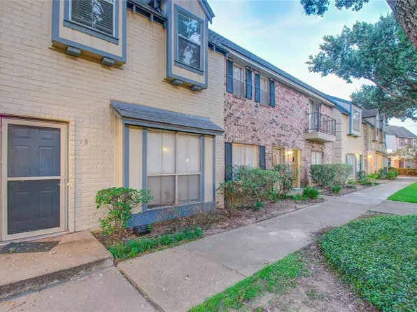 14703 Barryknoll Ln APT 18, Houston, TX 77079