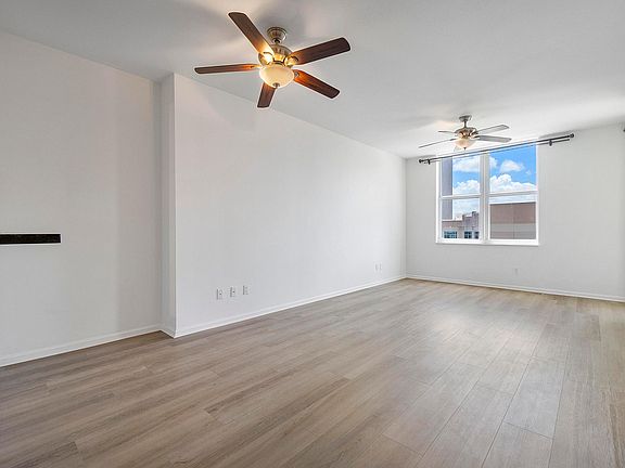 3rd image of 511 SE 5th Ave APT 1015