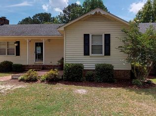 102 Valleywood Dr, Goldsboro, NC 27530