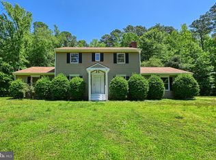 1041 Granville Bay Rd, Lancaster, VA 22503