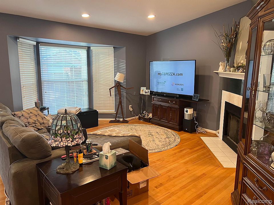 1st image of 7317 Meadowridge Cir