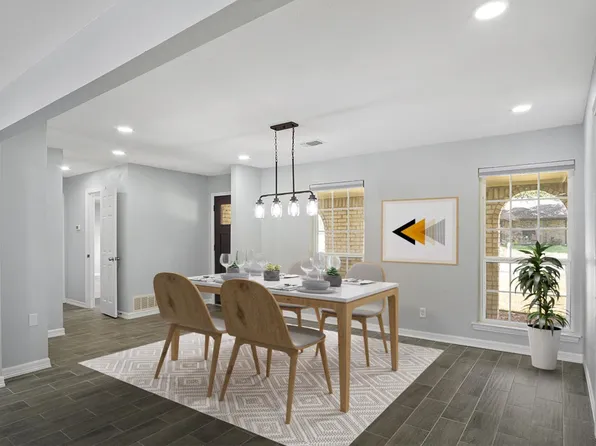 2704 Regal Rd, Plano, TX 75075