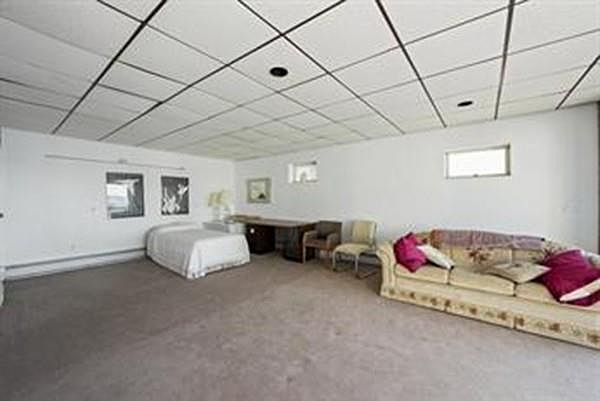 2nd image of 218 Wilson Rd #B