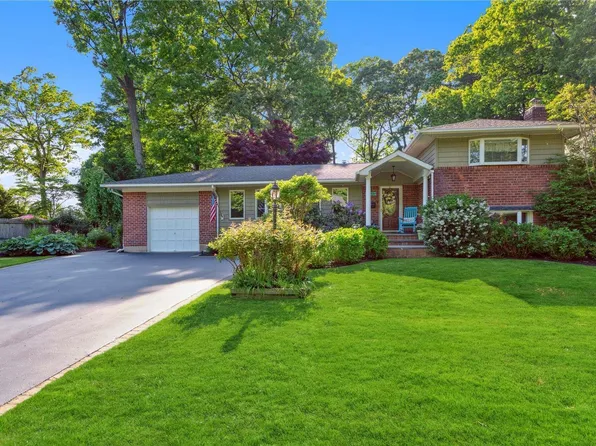 69 Schuyler Drive, Commack, NY 11725