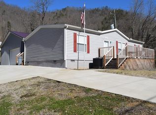 1015 Marrowbone Creek Rd, Elkhorn City, KY 41522