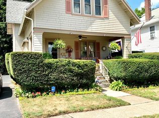 910 W Gray St, Elmira, NY