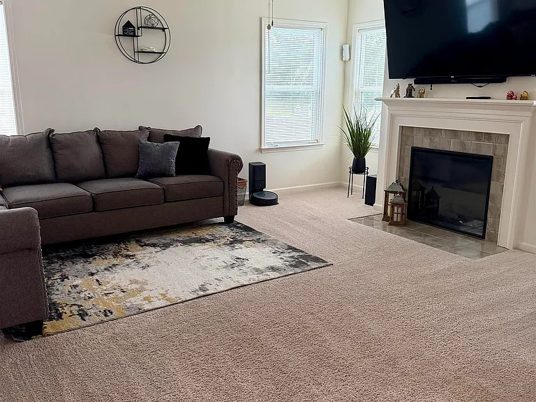 629 Corsih Pl — Photo 3