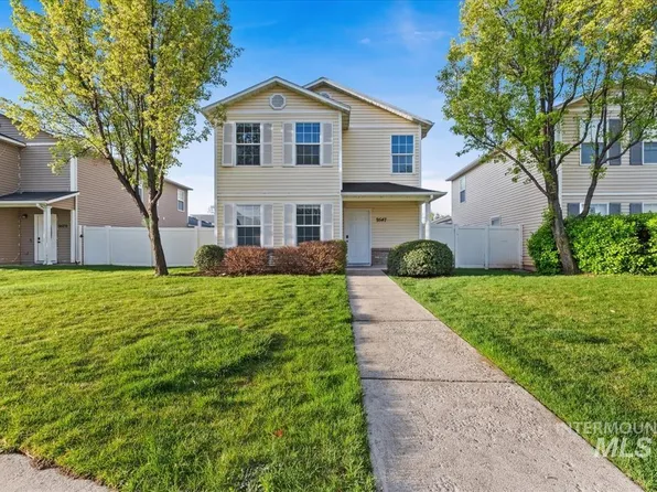 9547 W Shelborne Dr, Boise, ID 83709